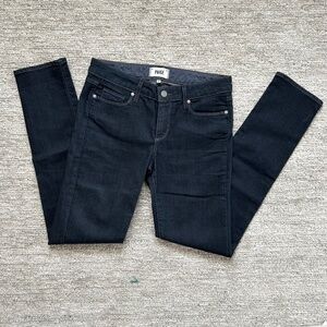 PAIGE Skyline Skinny Jeans – Dark Wash EUC Size 29